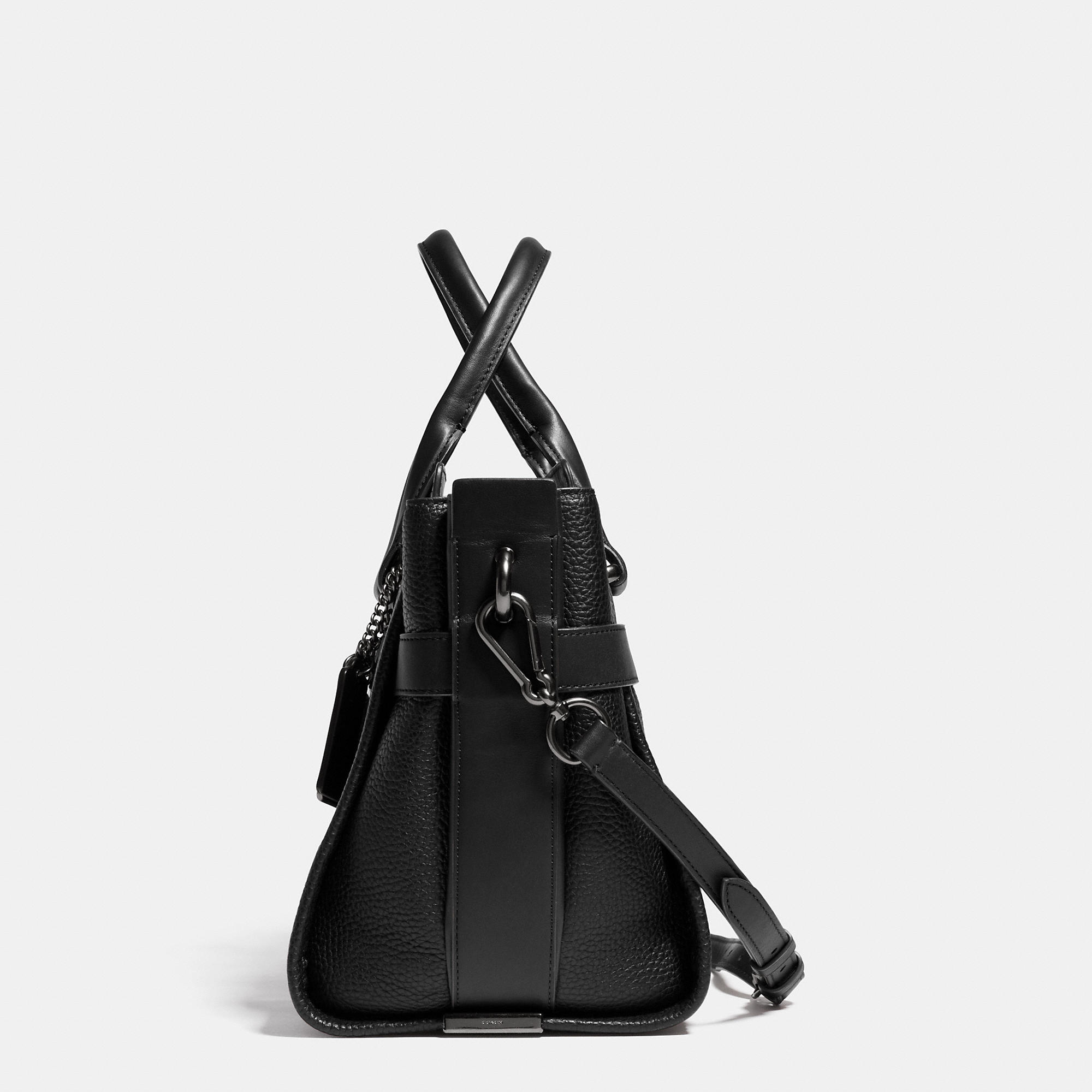 New Realer Coach Swagger Carryall In Pebble Leather | Women